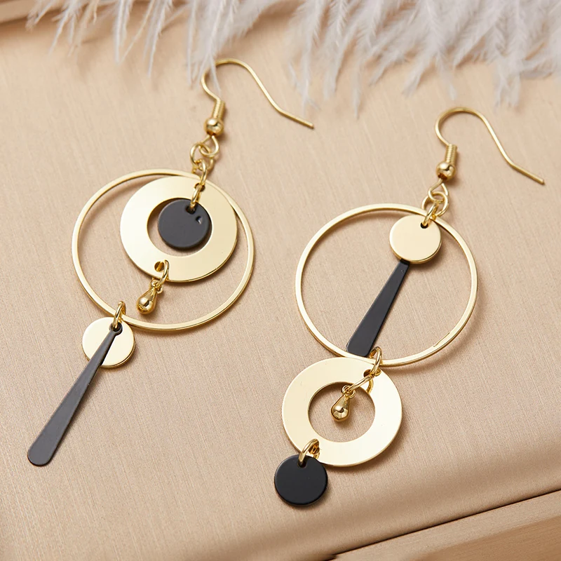 Vintage Klassische Asymmetrische Übertriebene Persönlichkeits-Geometrische Braune Kreisohrringe für Damen Party Geburtstag Accessoires Schmuck