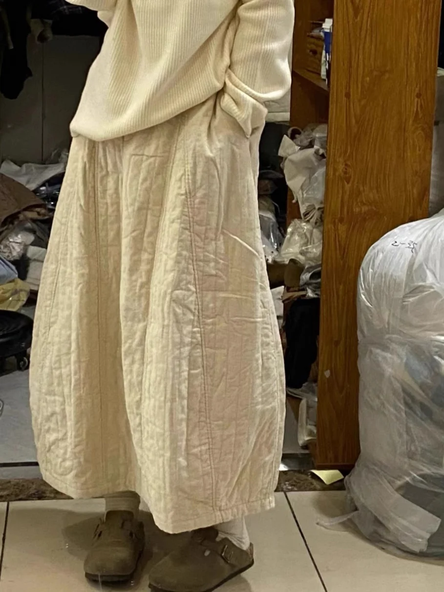 

Японская хлопковая юбка в винтажном стиле для женщин, осенне-зимняя, свободная, из фатина, средней длины, с цветочным узором, эластичная, облегающая.