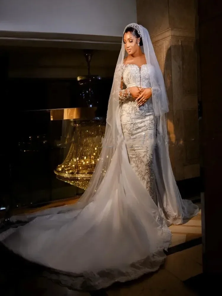 Customized Scoop Neck Shinny Appliques Beads Mermaid Wedding Dresses  Long Sleeves Plus Size  Bridal Gown with Removable Skirt
