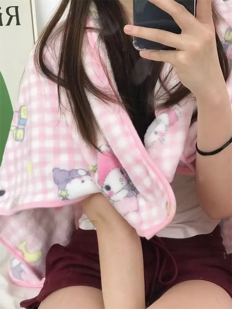 

Sanrio Anime Hello Kitty Flannel Blanket Warm Winter Blanket Bedspread Cover on the Bed Pillowcase Nap Blanket Machine Washable