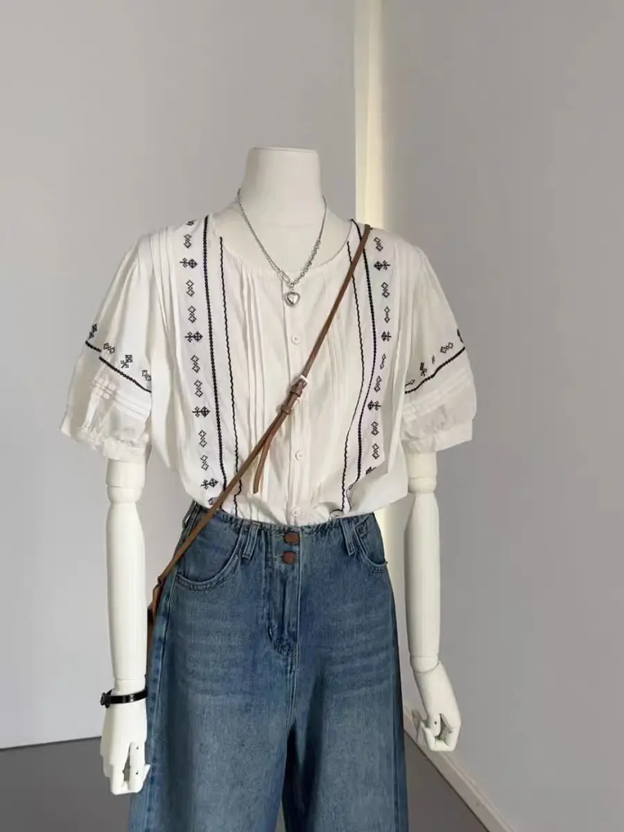 

Oversized Artistic Style Embroidered Short Sleeved Blouse Shirt Women Summer Loose Bubble Sleeved Pleated Retro Geometric Tee