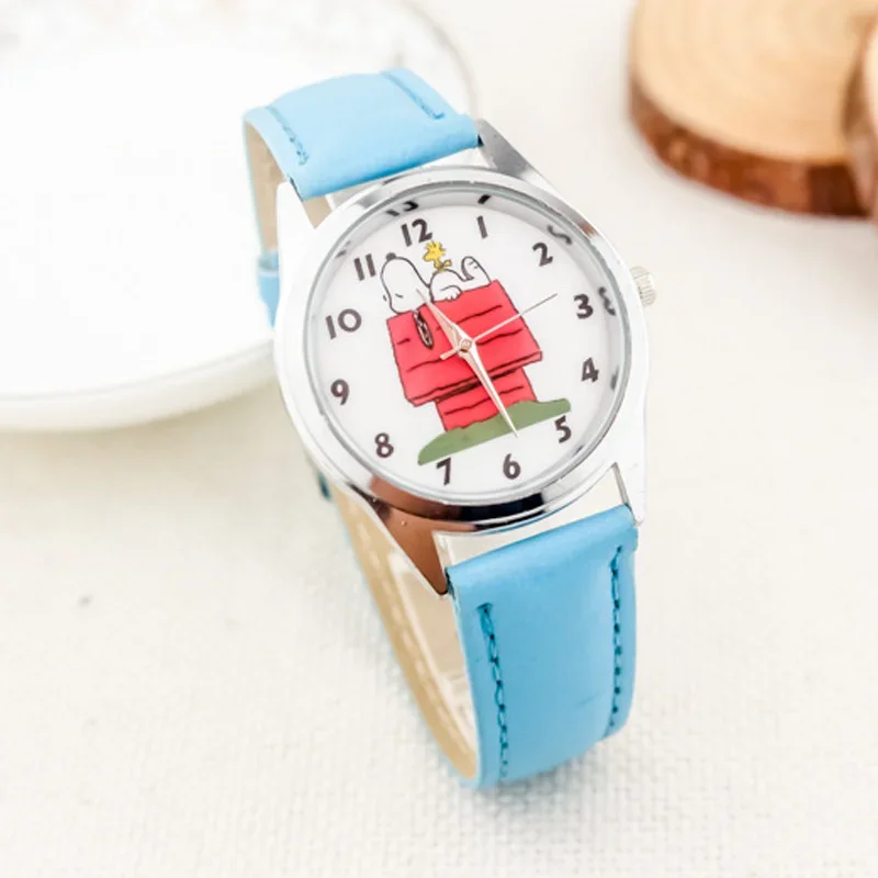 Snoopy Kids orologi Cartoon Cute orologio da polso per bambini orologio al quarzo ragazze Fashion student Clock orologio elettronico in pelle regalo