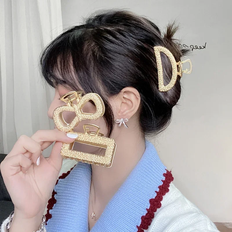 

Простые металлические полые геометрические заколки для волос, прозрачные заколки-крабы для женщин и девочек, аксессуары для укладки волос