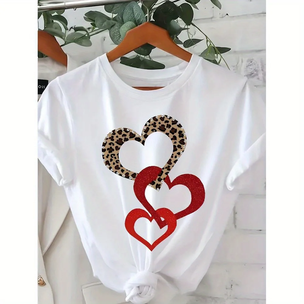 

Women's Plus Size T-Shirt with Leopard & Red Heart Print, Casual Round Neck Short Sleeve Tee, Soft Knit for Spring & Summer