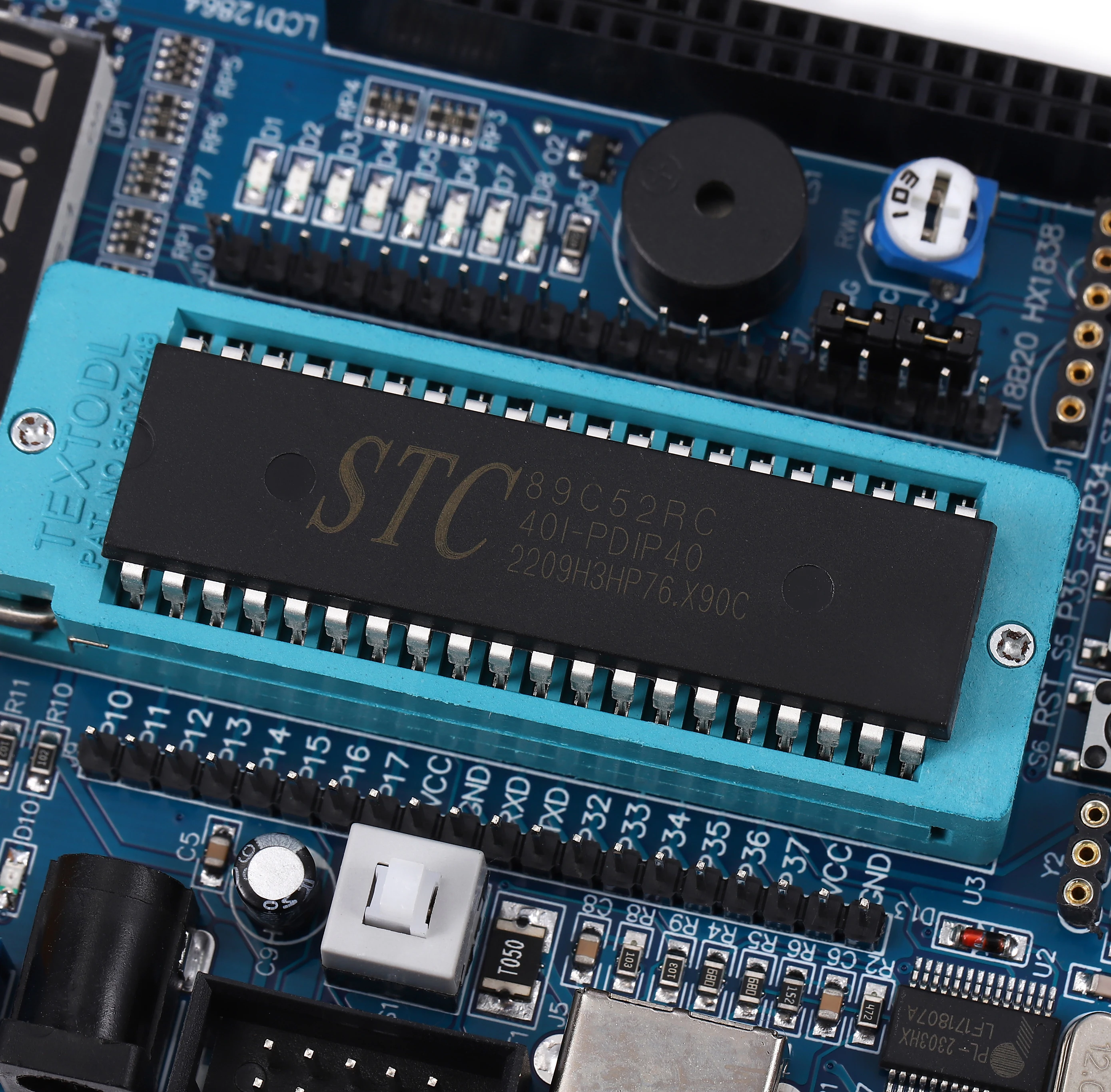 51 لوحة تطوير أحادية الشريحة لوحة تعليمية للسيارة الذكية تدعم تنزيل USB