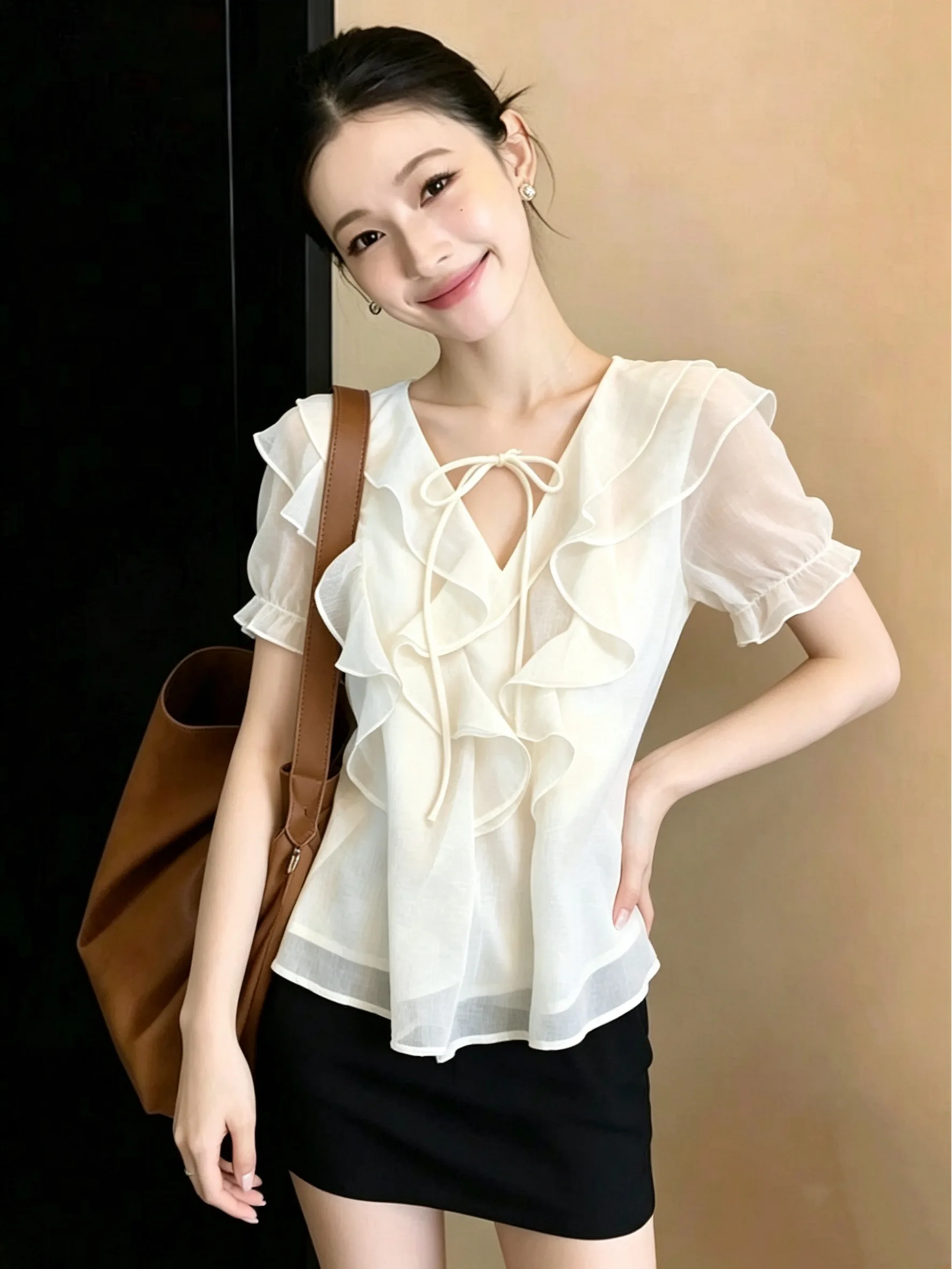 

Elegant Short Sleeve Chiffon Top Women's Fashion Summer Slimming Beautiful Tunic Top French Style Gathered Waist Lace Trim