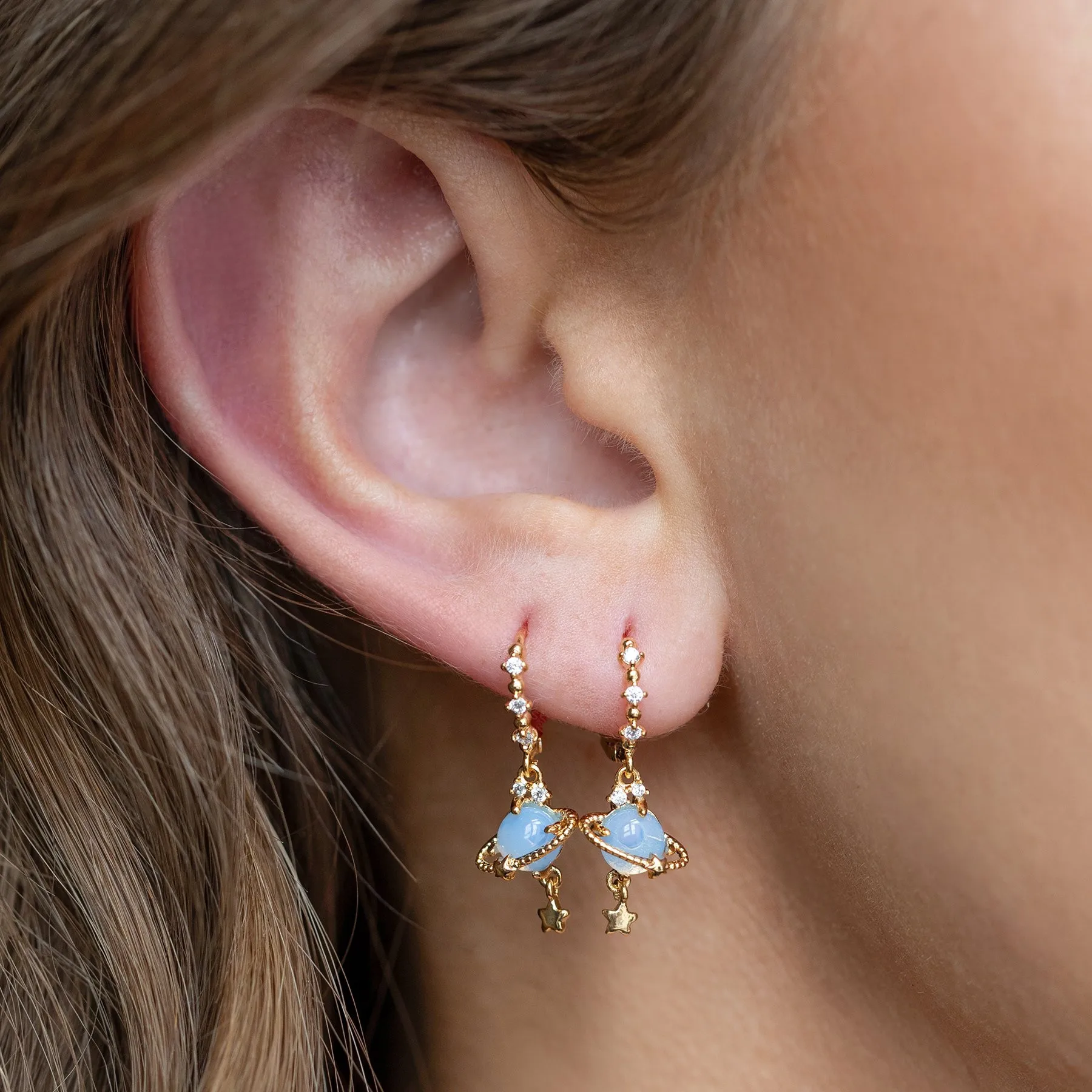 Moda ze stali nierdzewnej małe kolczyki sztyfty dla kobiet kryształ cyrkonu niebieski wisiorek kwiat kolczyki na chrząstkę Piercing biżuteria — zdjęcie 5