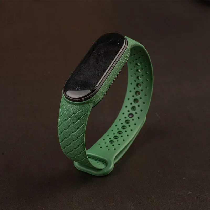 Silicone watchbands For Xiaomi Mi Band 7 NFC Wrist Replacement Miband Sport bracelet Air-hole Watch Correa mi band 6 5 4 3 strap