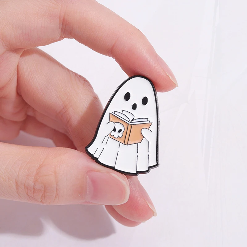 Halloween Spooky Ghost Pines Lapel Badges Cartoon Funny Jewelry Gift for Kids Friends Cute Ghost Enamel Brooch Custom