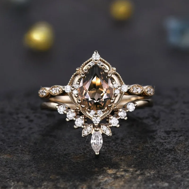 New European and American retro style champagne zircon inlaid luxury two-piece women\'s ring set