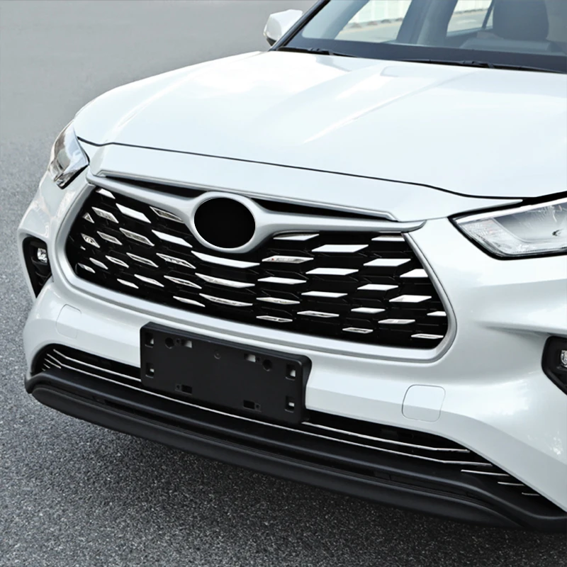 Car Front Middle Grill Mesh Sequins Decoration Cover Trims Accessorie For Toyota Highlander XU70 2020 2021 2022 2023 2024 Hybrid