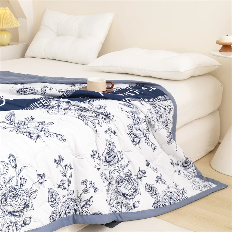 Floral Style Duvet Summer Thin Quilt Skin-friendly Bedspread Air Conditioning Blanket edredones Adults Kids Room Comforter Quilt