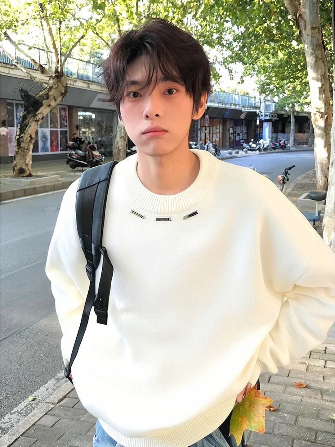 

Мужской белый вязаный свитер с металлической биркой, круглый вырез, зимний, повседневный, мягкий, утепленный, для подростков и молодежи