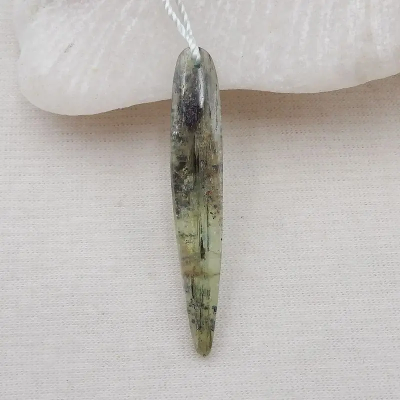 

Natural Stone Green Kyanite Pendant Bead 43x7x4mm 3g Semiprecious Fashion Jewelry Necklace Accessories