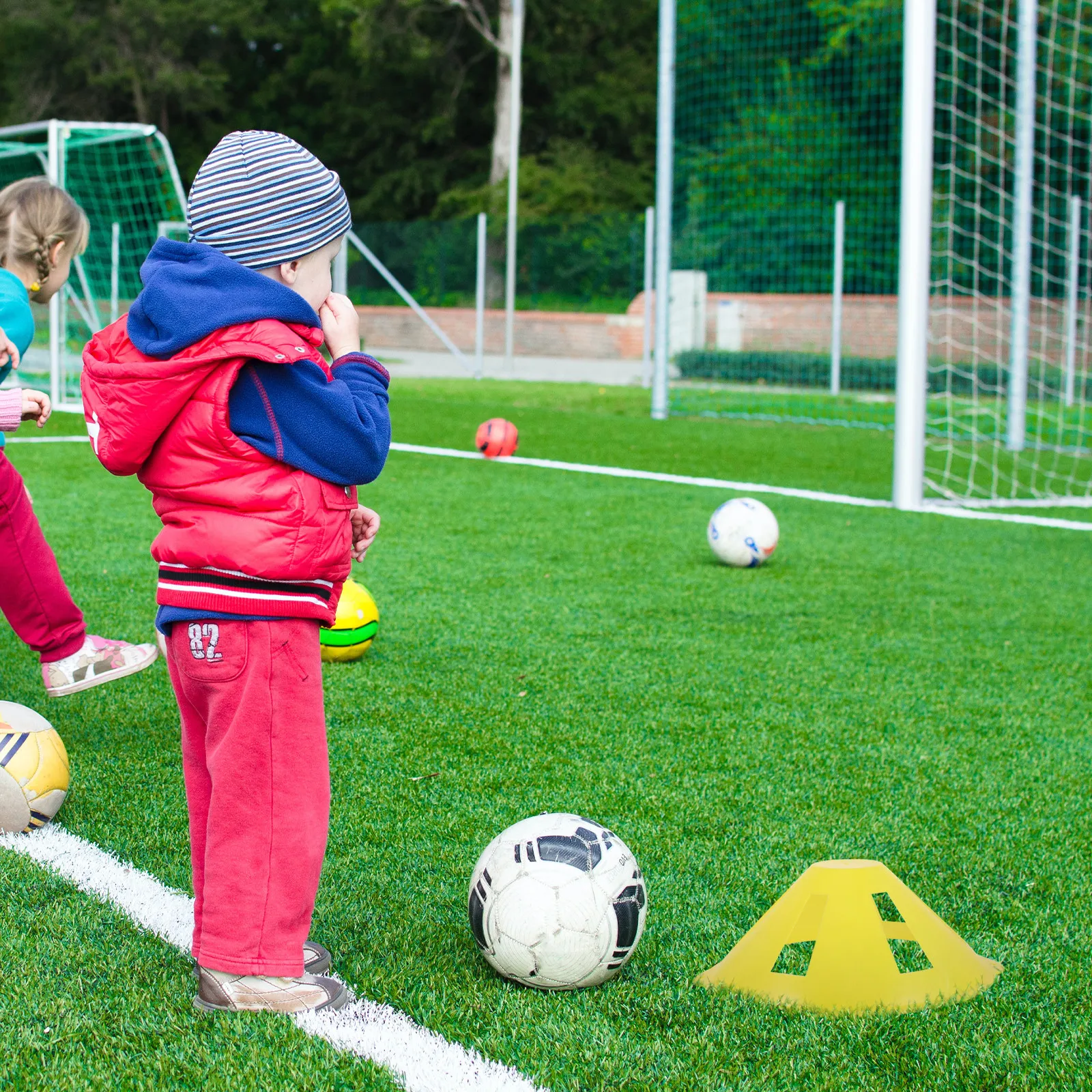 15Pcs Windproof Cones Sports Bright Color Plastic Agility Training Cones Soccer Football Training Supplies Outdoor Sports Marker