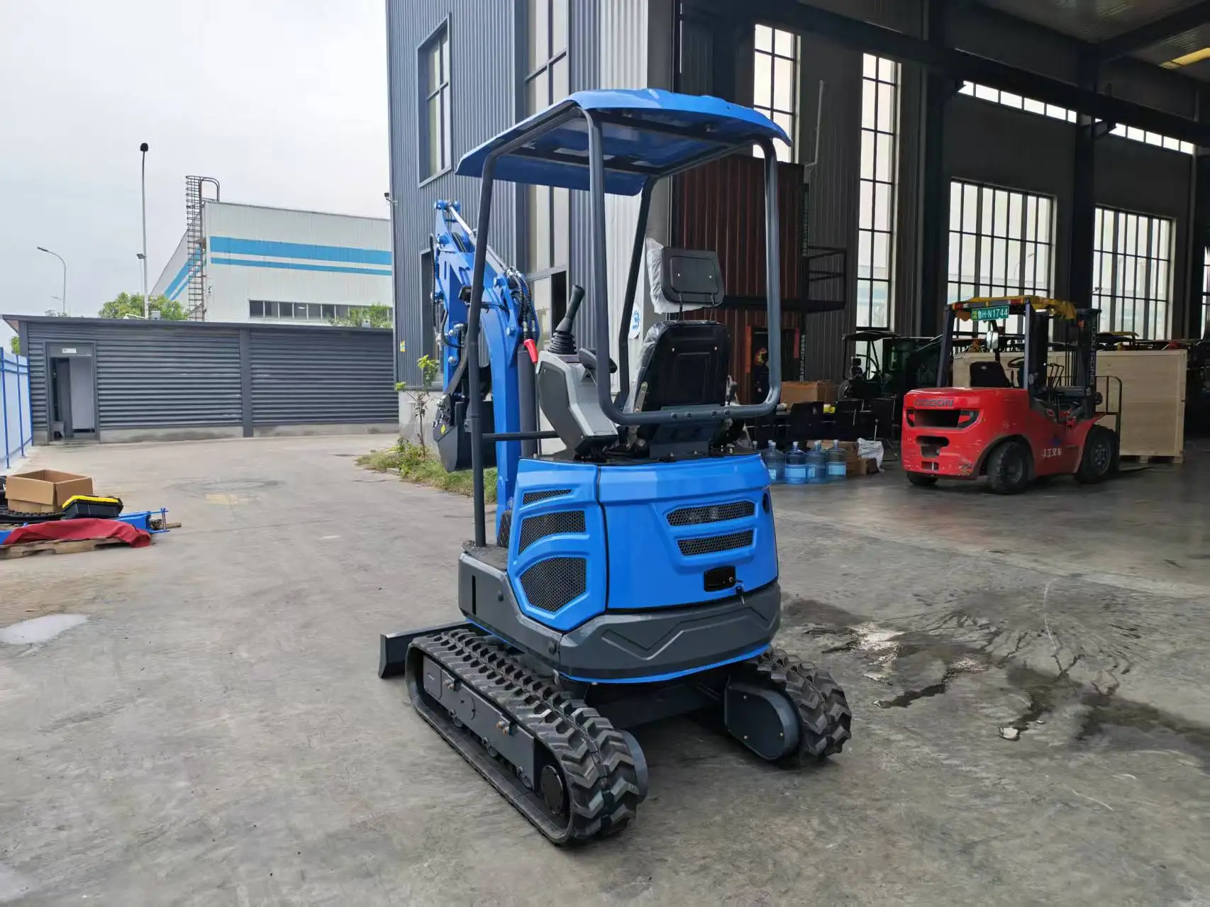 حفار كوبوتا الصغير المخصص 1.8 طن حفار مدمج لبناء مزرعة الحديقة