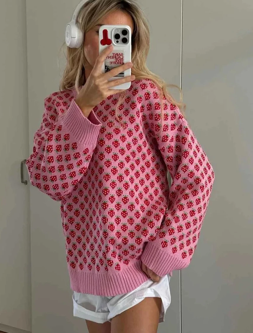 

Pullover Knit Sweater Loose Fit Soft Strawberry Print Oversized Cozy Autumn Winter Casual Pullovers