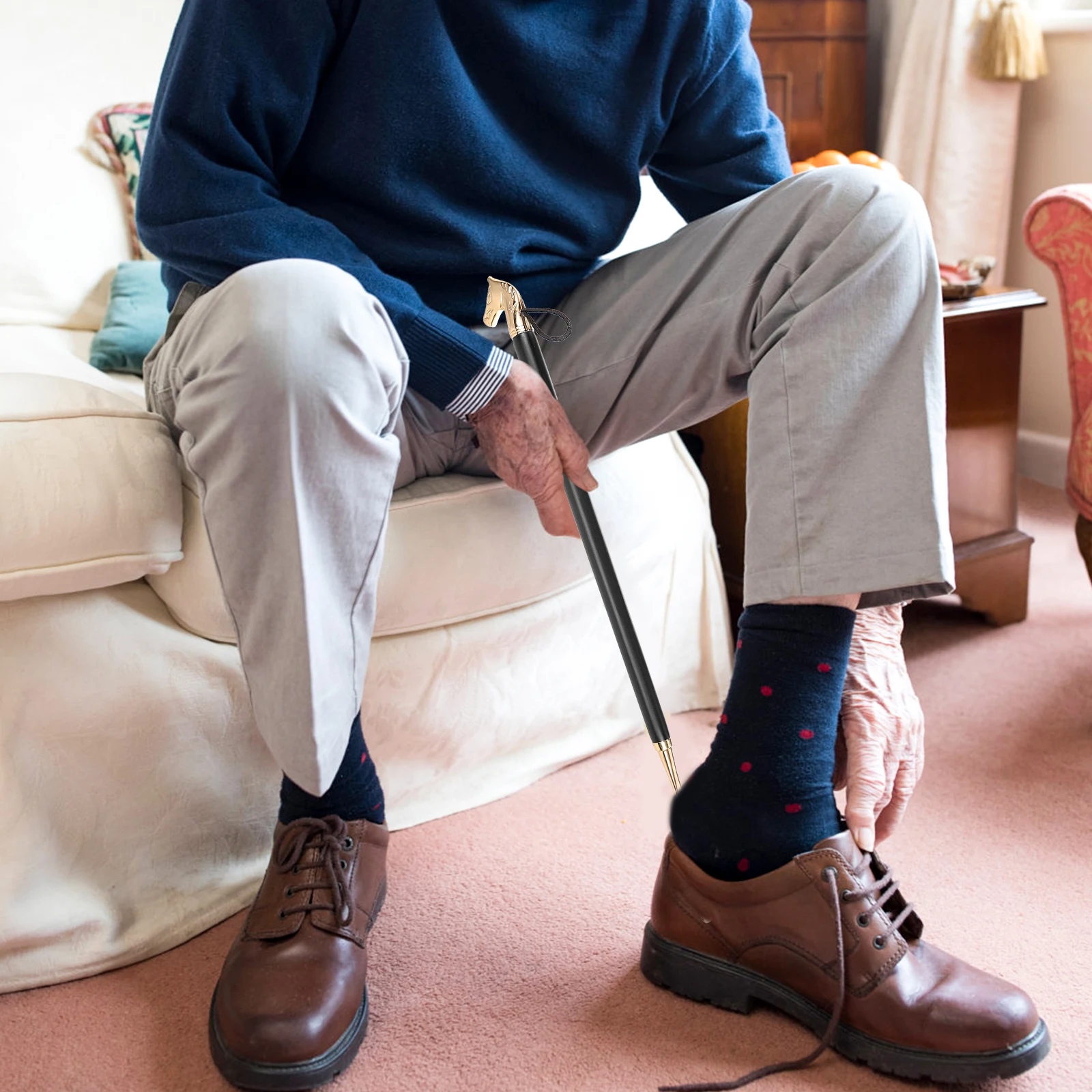 Long Handle Wooden Shoe Horn for Easy Wearing Smooth Edges Back Pain Relief Gift for Elderly Portable Shoe Lifter Household