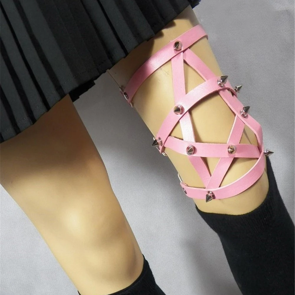 Harajuku الشرير الأبيض الأحمر الجلود الساق الرباط الفخذ سلسلة شخصية المتمردين تأثيري أنيمي مثير المرأة مجوهرات للجسم عرض خاص