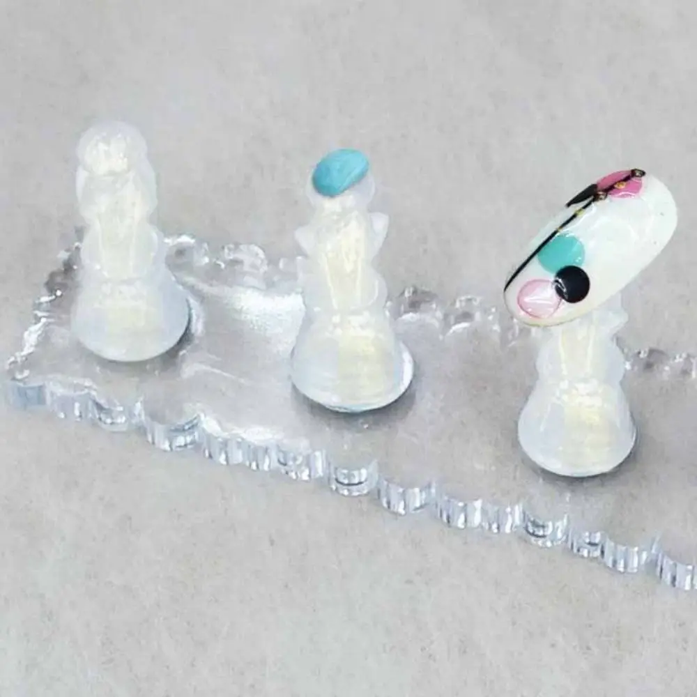 

3Sets Gradient Magnetic Nail Holder Transparent Sequins Shiny Nail Art Display Kit Acrylic Base Reusable Nail Tip Practice Stand