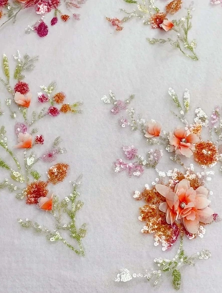 Abito da sposa semplice da giardino A-Line con scollo a V mezze maniche Abiti da sposa in raso con perline floreali Applique in pizzo con volant personalizzato