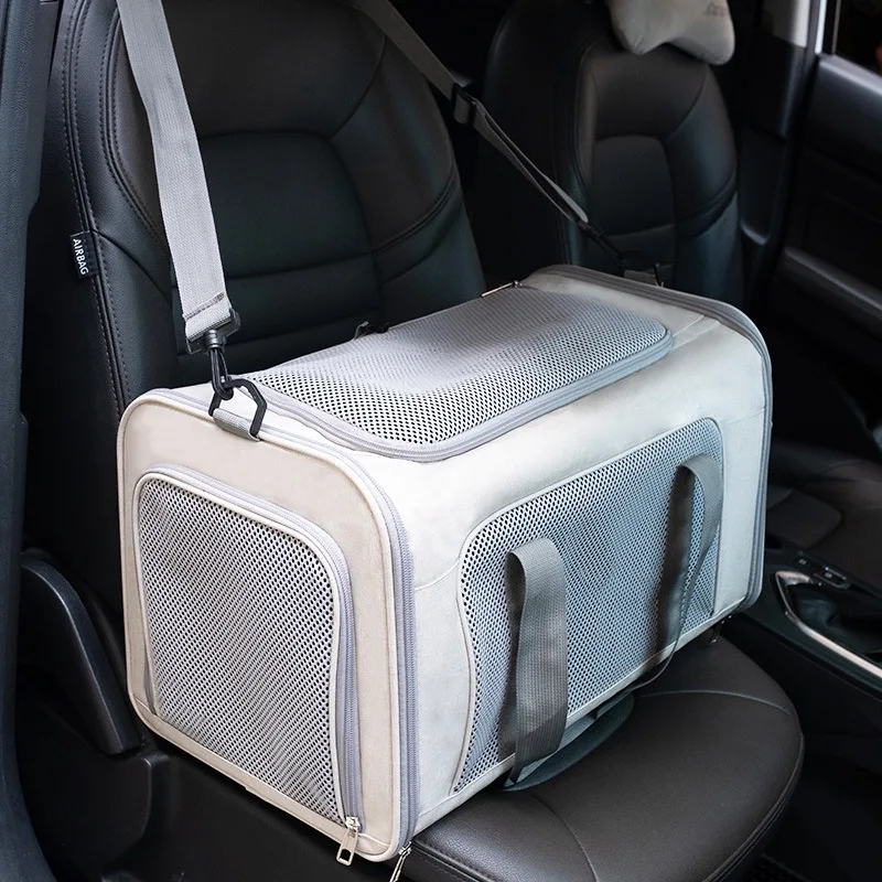 Cat Bag Foldable Portable Large-capacity Car-mounted Sterilization Messenger Bag Large Outdoor Pet Bag Breathable