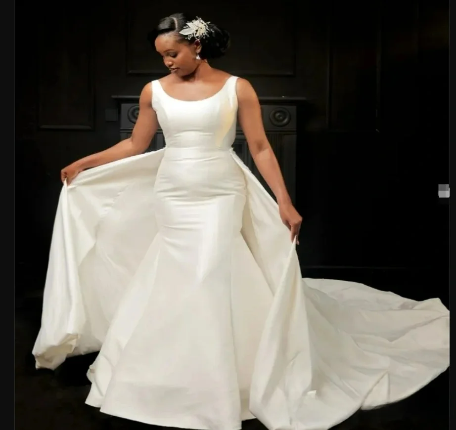 Customized Square Neck South African Plus Size Church Wedding Dress Robe De Mariée  Backless Bridal Gown  with Removable Skirt