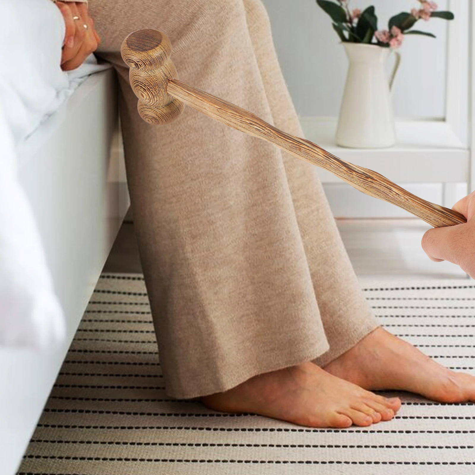 

Portable Wooden Massage Hammer Handheld Knock Massage Tool Back Thigh Shoulder Manual Massager Gavel Back Massager