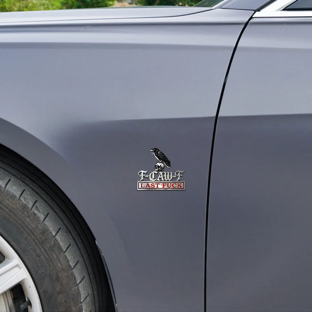 1Pcs 3D Crow Standing on Skull Metal Car Badge, Dark Style Self Adhesive Emblem Decal for Truck SUV Motorcycle