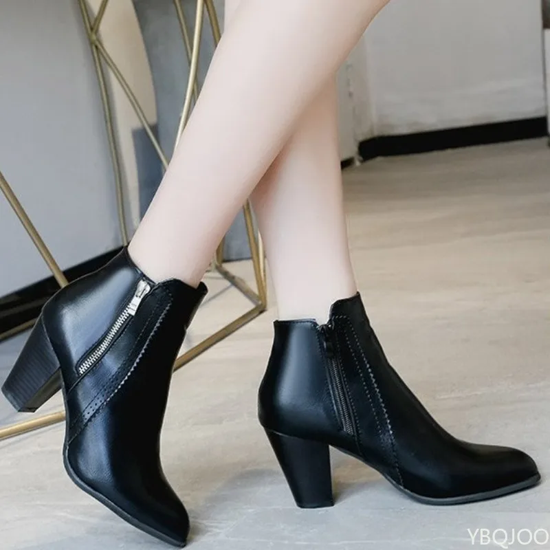 Women's autumn winter retro thick heel high-heeled side zipper short boots in large size simple comfortable women's shoes