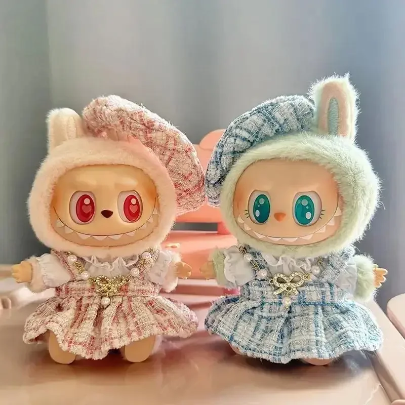 ชุดเสื้อผ้าตุ๊กตาขนาดเล็กสำหรับตุ๊กตา Labubu V1 V2 ขนาด 15-17 ซม. ชุดเดรสคลาสสิกสไตล์ตาราง พร้อมเสื้อคลุมและหมวกเบเร่ต์ประดับมุก
