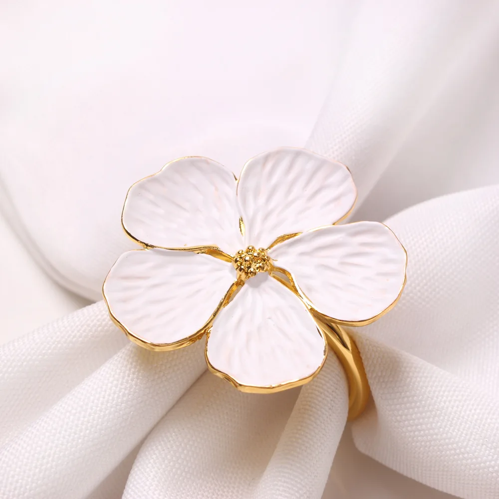 4pcs Bloom Napkin Ring Flower Types Decoration Napkin Holder Plum Blossom Napkin Buckle for Hotel Parties Feast Dining Table