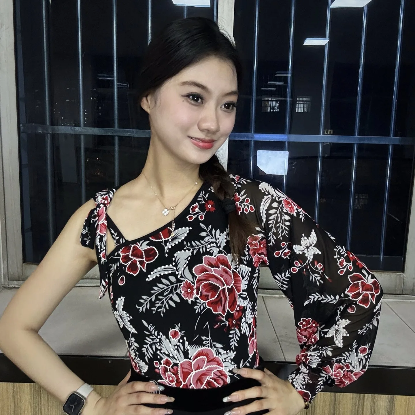 قطع علوية للرقص اللاتيني مطبوعة بالزهور ملابس رقص نسائية بأكمام طويلة ملابس رقص للكبار ملابس ممارسة الرقص اللاتينية DNV25285