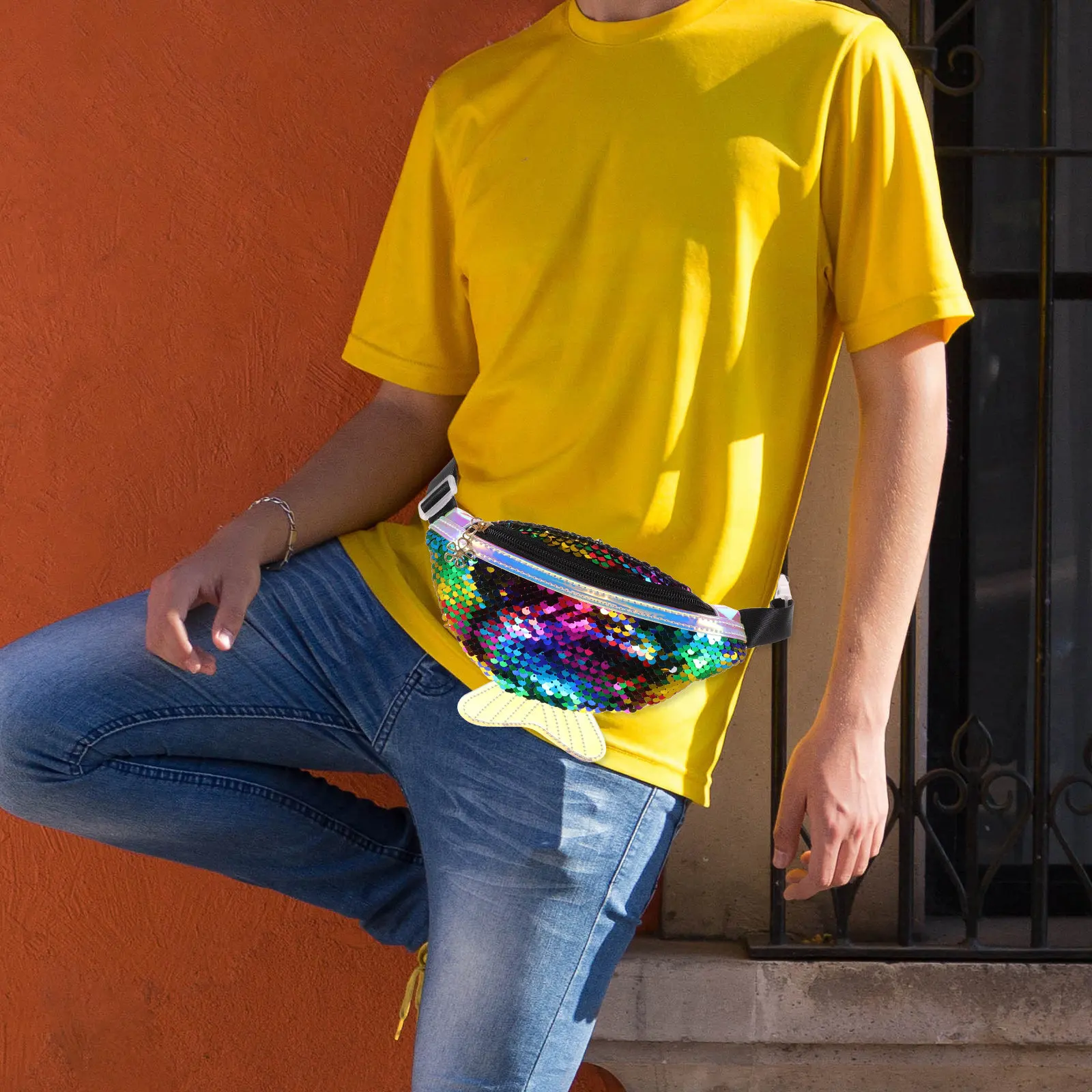 

Легкая спортивная поясная сумка в форме рыбьего хвоста для бега, походов, велоспорта, прогулок с собакой, посещения парков развлечений, активного отдыха, черная