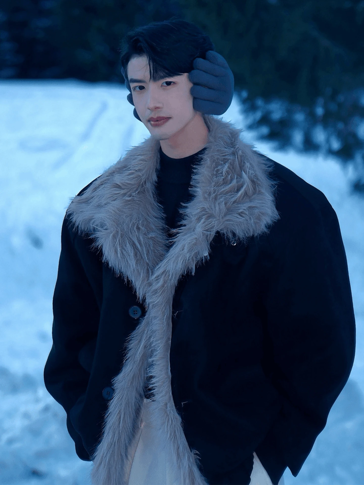 

Мужская зимняя куртка из замши с меховой подкладкой, утепленная, с кожаными и меховыми вставками, молодежная, повседневная, утолщенная, с длинными рукавами