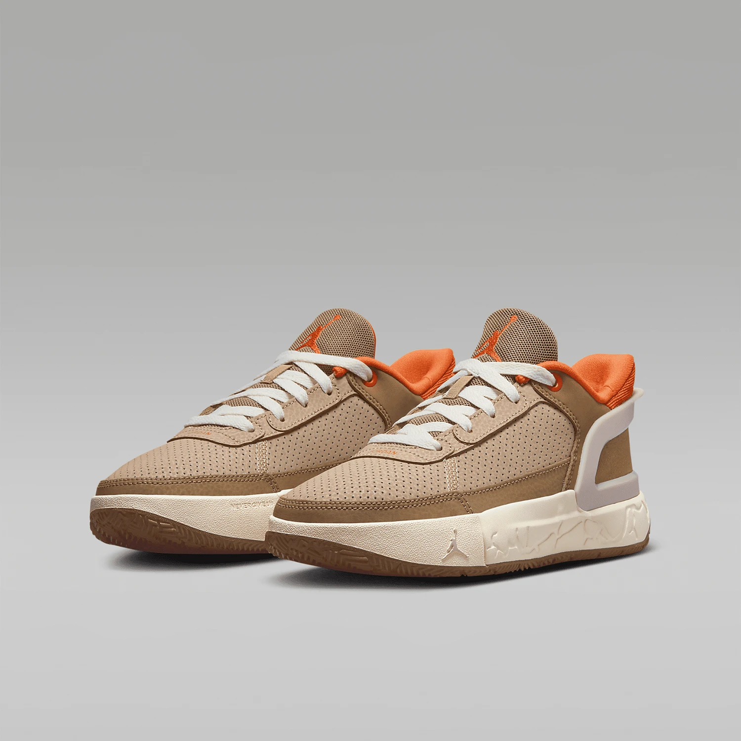 

Nike genuine JORDAN GS women's and children's breathable sports and leisure shoes FQ1306-200