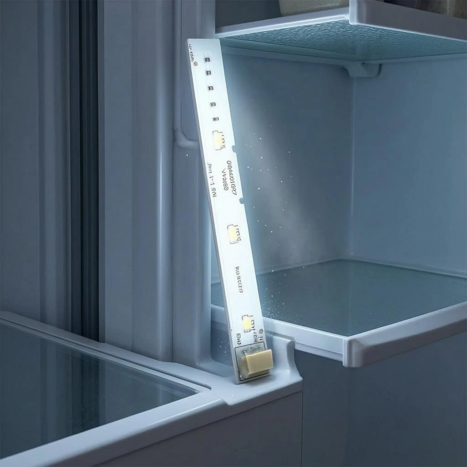 Refrigerator LED Strip White Refrigerator Light Board LED Light Board 1.5W Home Appliance Part Connector