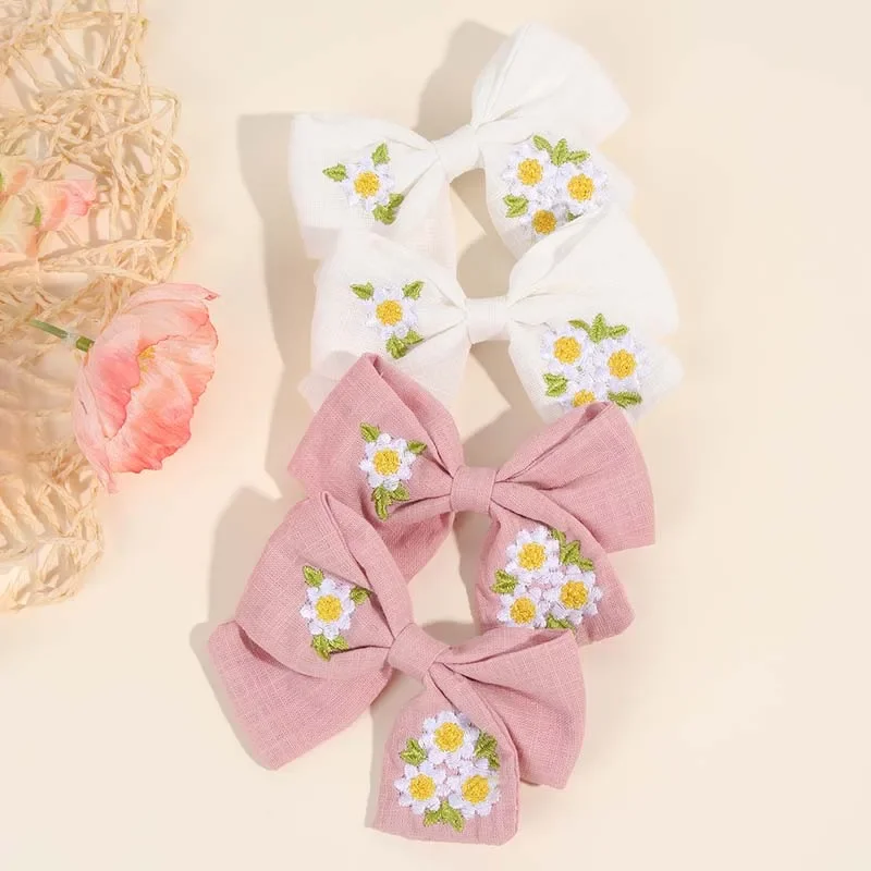 ncmama 2Pcs Daisy Embroidery Hair Bow Clips Solid Color Flower Hairpin for Kids Girls DIY Handmade Barrettes Hair Accessories