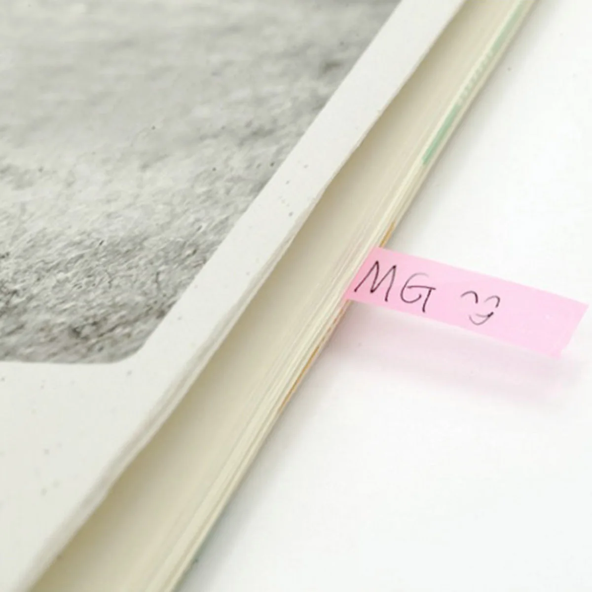 10Pcs Fluorescent Index Label Tabs Premium Pet Material Self-Stick Note Flags Page Markers for Highlighting Organizing Books
