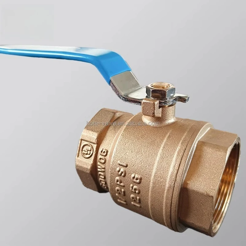 OEM الشركة المصنعة مزورة الثقيلة 600Wog منفذ كامل 1/2 " - 2 بوصة صمام كرة نحاسي على طراز كيتز ملولب للغاز والماء