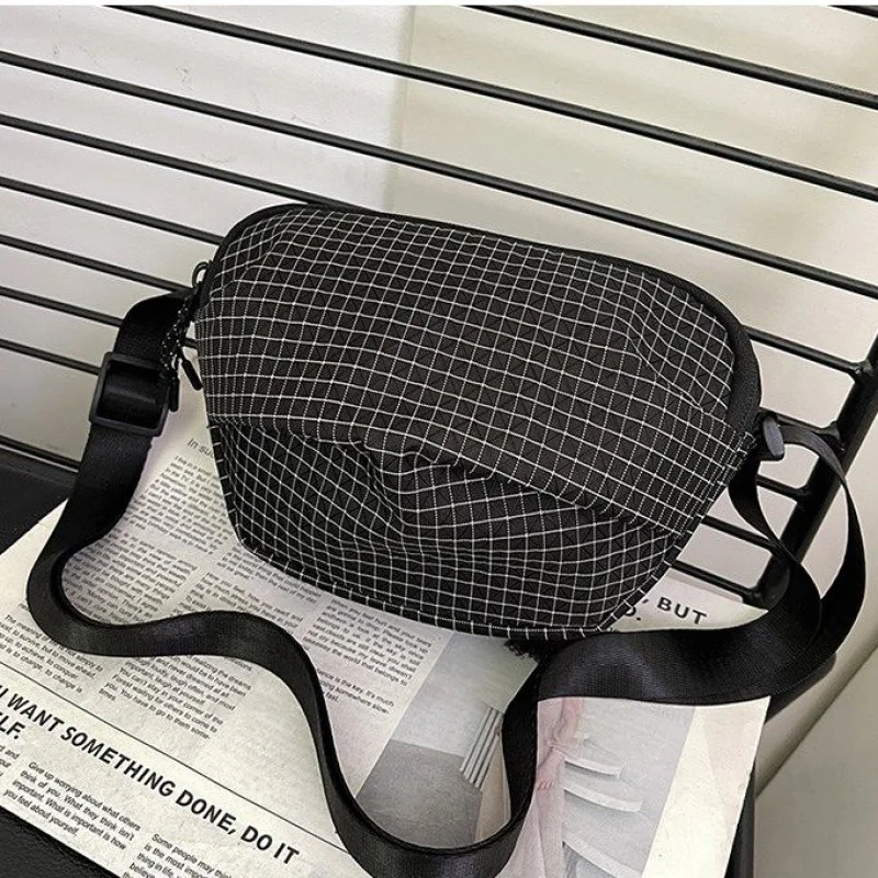 

Высококачественная женская сумка через плечо с роскошным мастерством и классическими деталями Парижа, идеально подходящая для ежедневного офисного использования ​