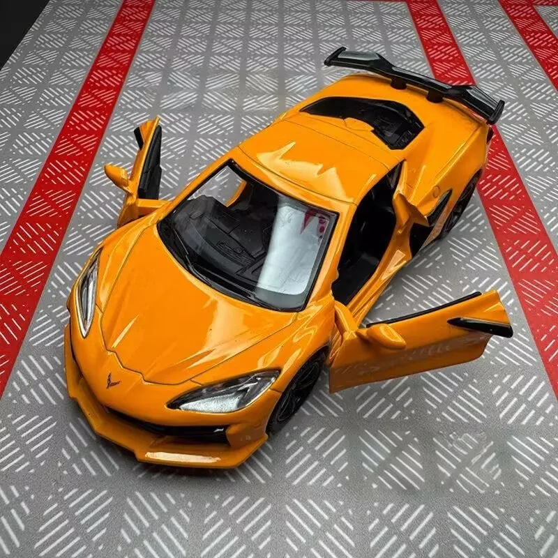 

1:36 2023 Chevrolet Corvette Z06 модель спортивного автомобиля из сплава, литье под давлением, металлический супергоночный автомобиль, модель автомобиля, имитация детских игрушек, подарок