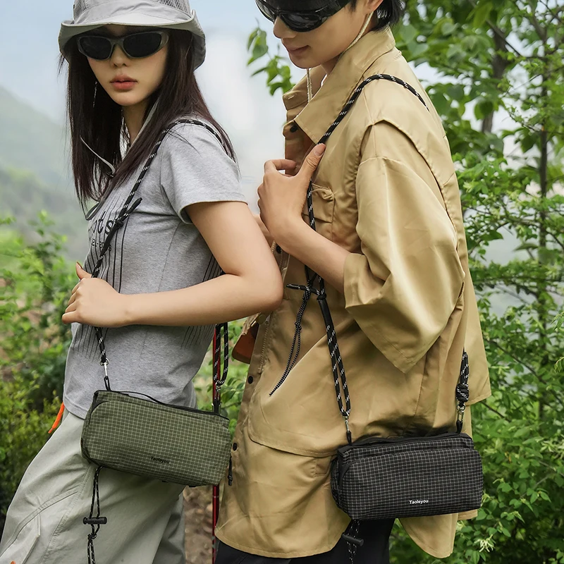 Simple Solid Color Lightweight Crossbody Bag Zippered Outdoor Mountaineering Bag Portable Men's Plaid Pattern Fashion Waist Bag