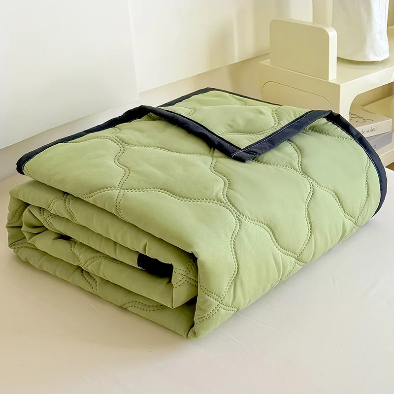 Solid Color Embossed Quilted Summer Quilt Simple Lightweight Air Conditioner Cooling Comforter Naked Sleeping Cozy Home Textile