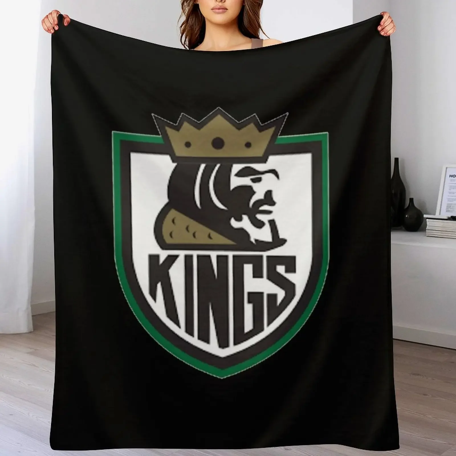 

South Shore Kings Throw Blanket Stain Resistant Cozy Warm Blanket