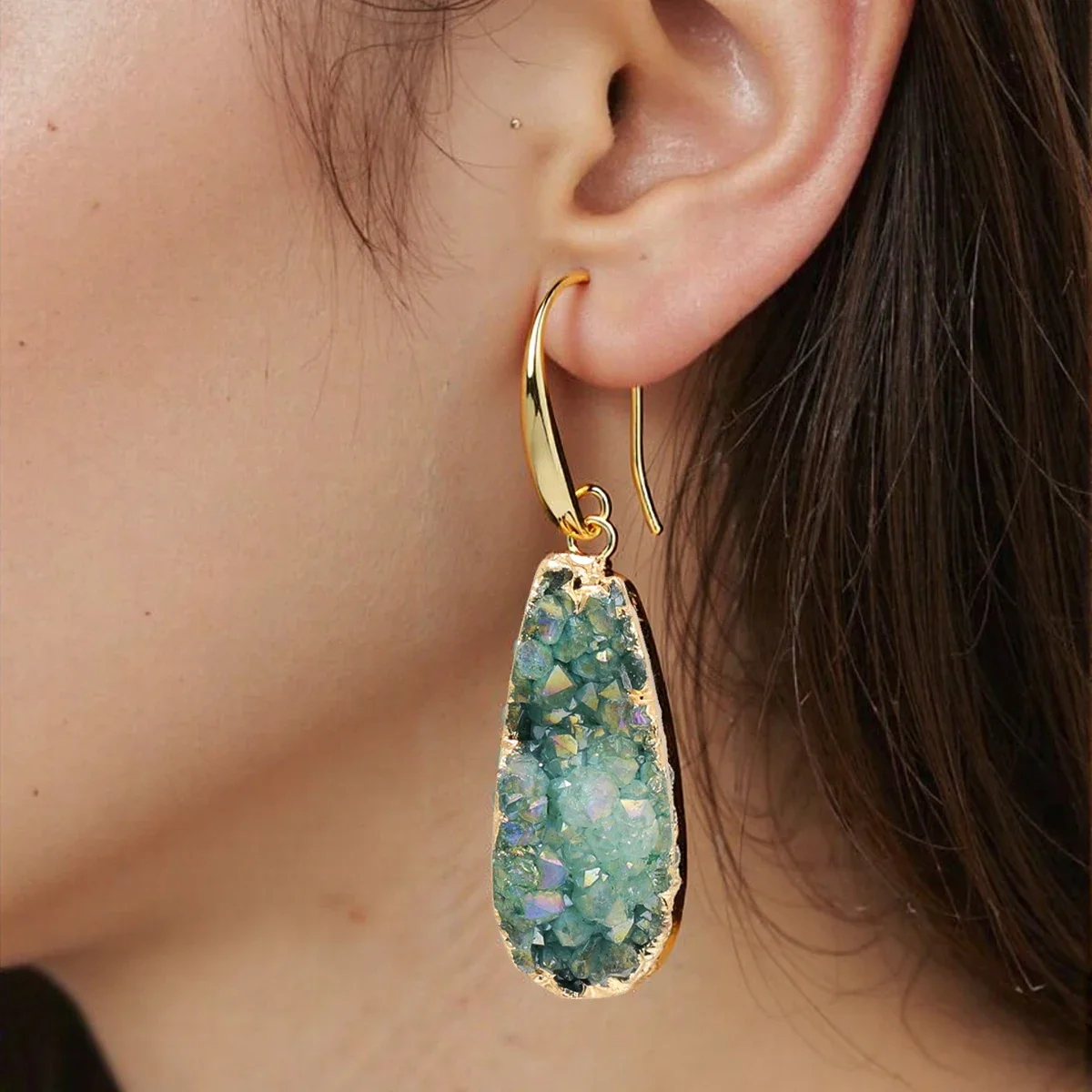 

Natural Crystal Earrings With Droplet Shaped Purple And Green Women's Earrings Bold European And American Style Gift Accessories