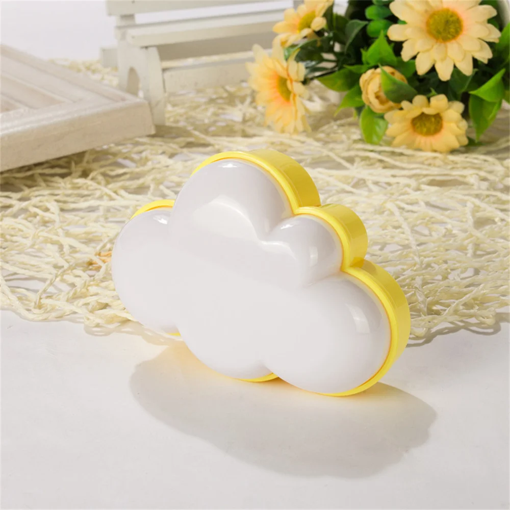 Us Plug Cloud Creative Light Control Night Light Induction Wall Lamp Four-Leaf Clover Colorful Night Light Ce Certification