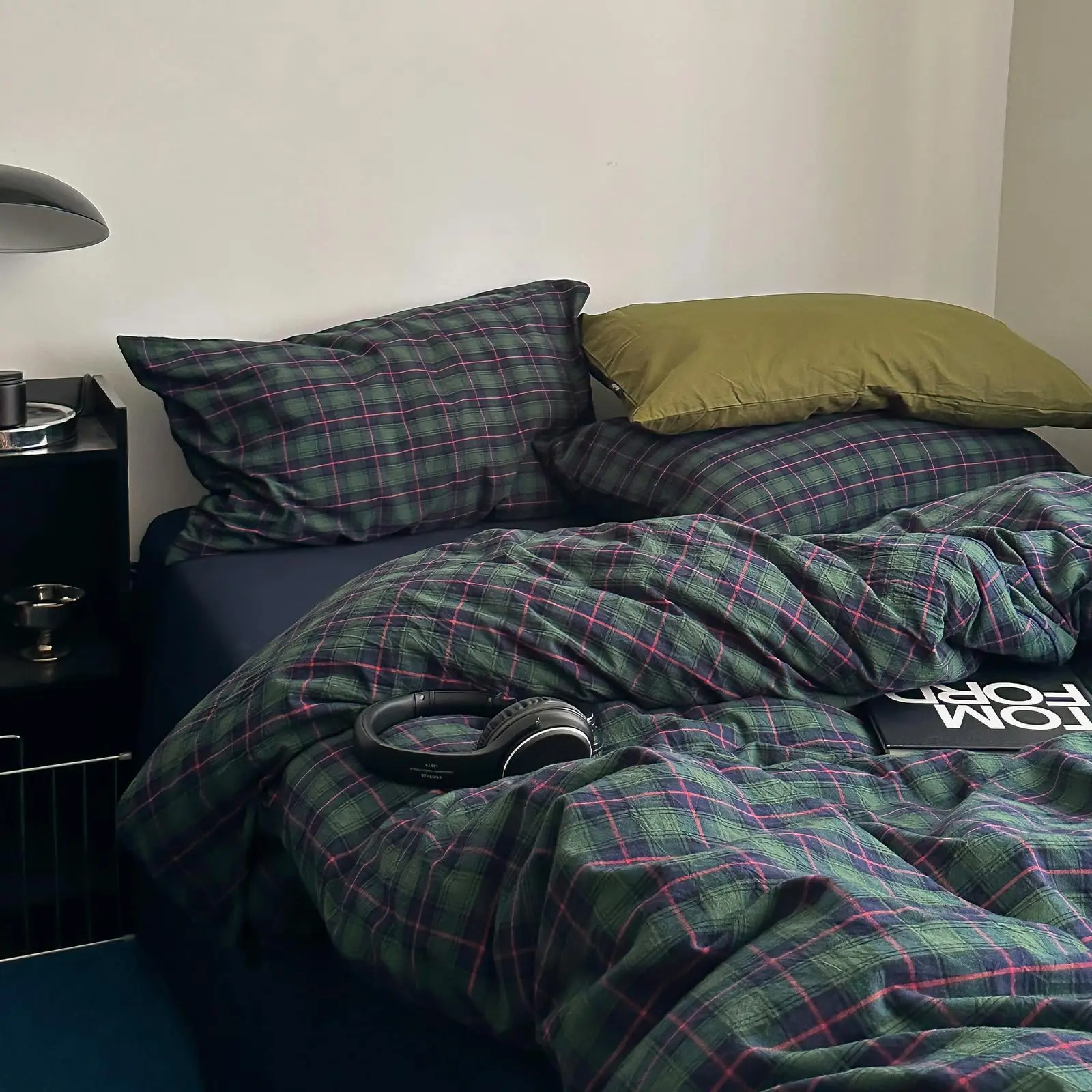 Twin XL Size Vintage Forest Green Plaid Duvet Cover Set, 3 Piece Retro Tartan Bedding Collection with Navy Check