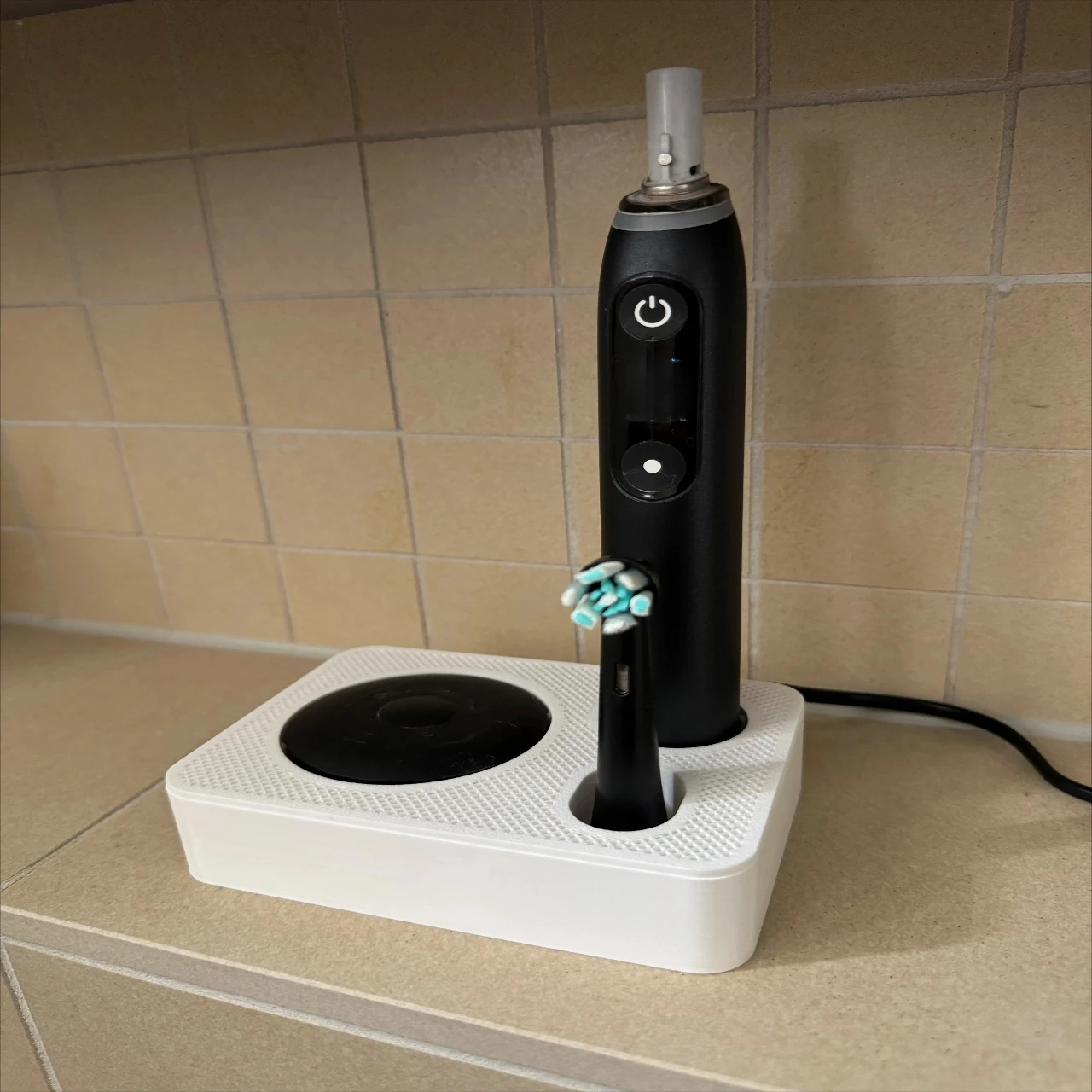 

Electric Toothbrush Holder for Oral B with Charging Base and Detachable Design Easy to Clean