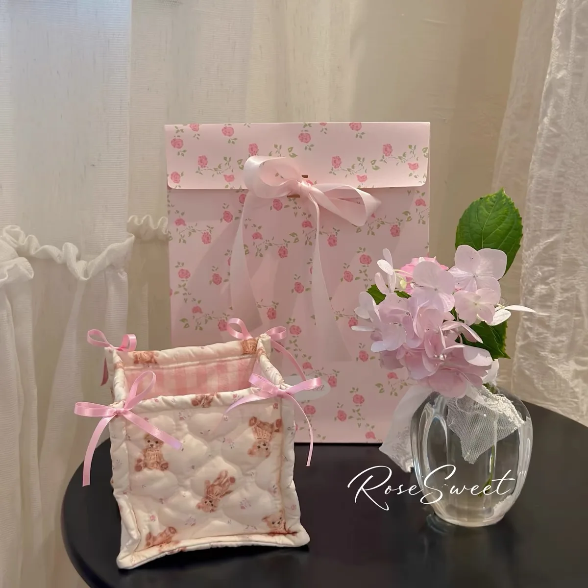 Cute storage box, storage bag, handmade bow desktop storage item, house decoration